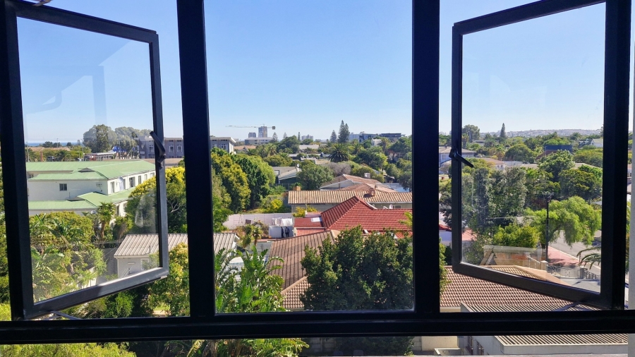 2 Bedroom Property for Sale in Table View Western Cape